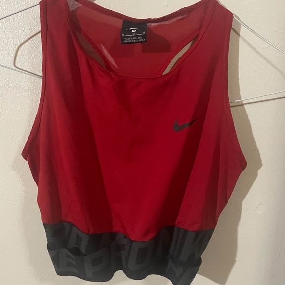 Nike Tops - Nike pro crop tank red and black in M